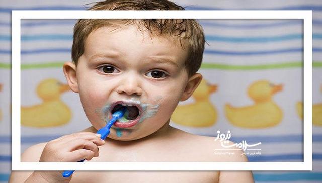 چطور مسواک‌زدن را برای کودک به بازی تبدیل کنیم؟ / راهکارهایی ساده برای والدین