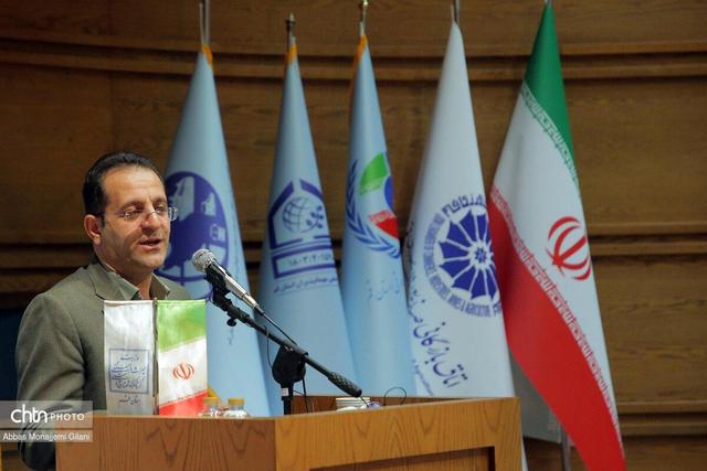 قم به عنوان مقصد زیارتی، قابلیت بالایی برای جذب گردشگر دارد