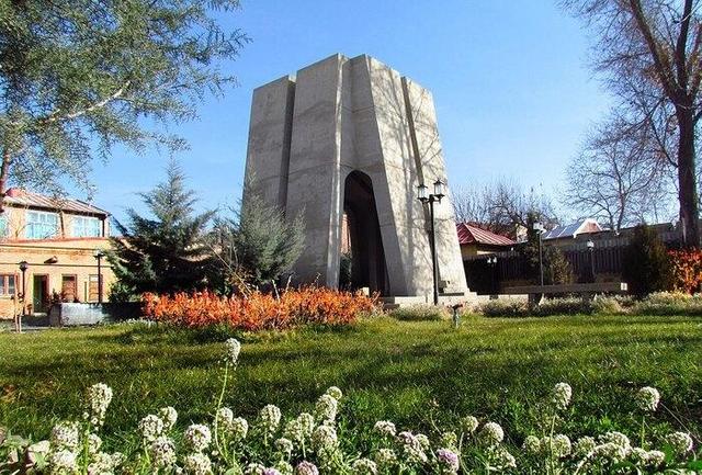ساماندهی اوحدیه مراغه به سرانجام رسید/ تملک اراضی مجاور برای توسعه اوحدیه و موزه ایلخانی