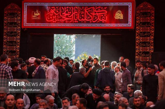 عکس/ مراسم ترحیم والده مداح اهل بیت(ع) سید مجید بنی‌فاطمه