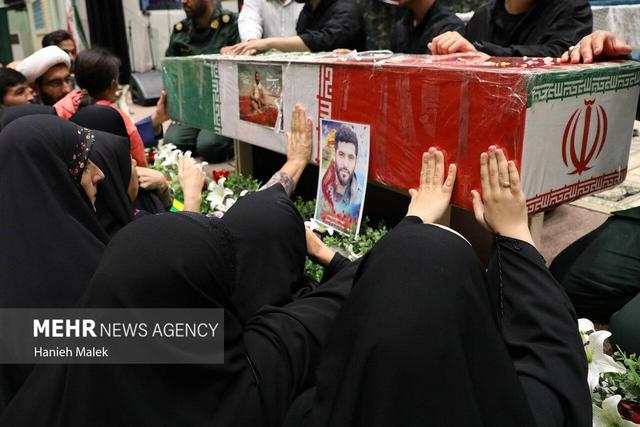 مراسم وداع با پیکر شهید محمدهاشم سلطانی برگزار شد