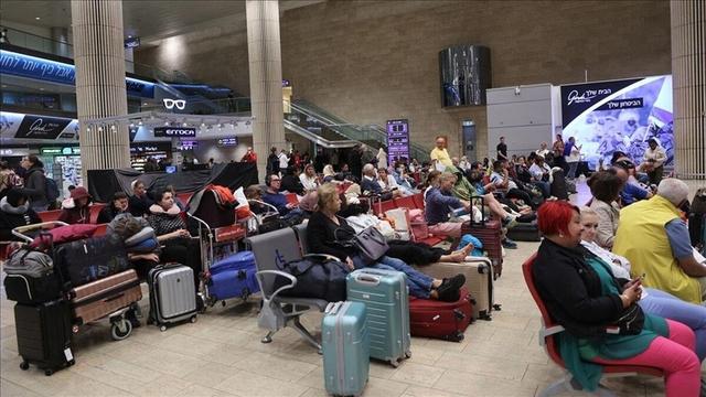 هک سیستم فرودگاه‌های کانادا و آمریکا برای پخش پیام‌های حامی فلسطین