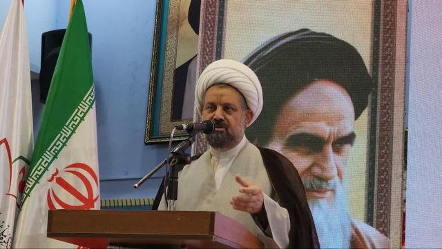 امام جمعه رباط‌کریم: ترویج ورزش زمینه‌ساز تربیت قهرمانان واقعی است