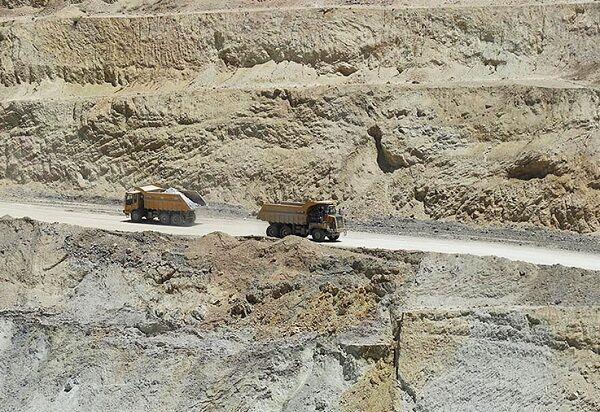 ۲۲۰ معدن در زنجان فعال است