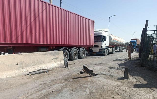 بازگشایی مرز «میلک» هیرمند/ مبادلات تجاری ایران و افغانستان از سر گرفته شد