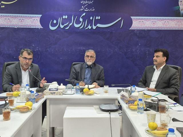 معاون استاندار لرستان: هم افزایی مجریان عامل مهمی در سلامت و شور انتخاباتی است