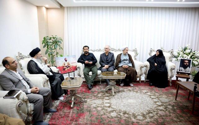 دیدار آیت‌الله نورمفیدی با خانواده سردار شهید محمدهاشم سلطانی