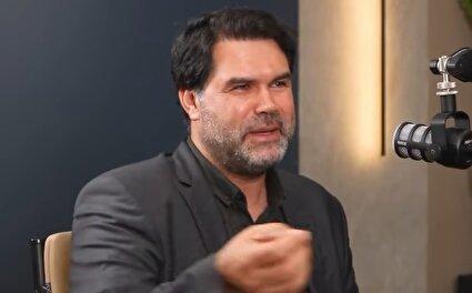 ویدیو/سینا کلهر: حاکمیت قبل از جنگ به استقبال تغییرات رفت / برای اولین بار در تاریخ حیات جمهوری اسلامی، قانون مصوب مجلس و شورای نگهبان، ابلاغ نشده / شما فضای دیداری کلانشهر‌ها را با سه سال پیش مقایسه کنید، حس می‌کنید نیم قرن گذشته/ من تصورم این است که علت اینکه کار به جنگ کشید و جنگ را پیش انداختند نگرانی از این بود که این تغییرات و اصلاح رویه‌ها، ریشه‌دار بشود و بتواند بحران‌ها را حل کند