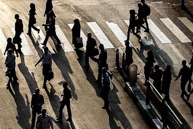 روزنامه جمهوری اسلامی: بجای بحث های بیهوده، بپرسیم چرا مردم از مسئولان فاصله گرفته اند