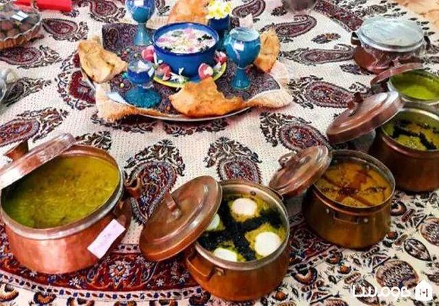 غذاهای سنتی بخشی از هویت فرهنگی و مزیت رقابتی در صنعت گردشگری