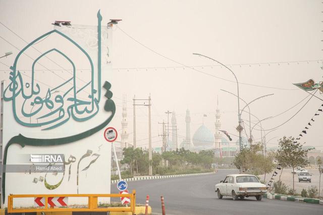 ورود گردوخاک فراسرزمینی و افزایش غبار آلودگی در قم