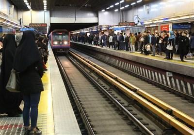 اختلال صبحگاهی در خطوط 4 و 5 متروی تهران/ مسافران سرگردان شدند
