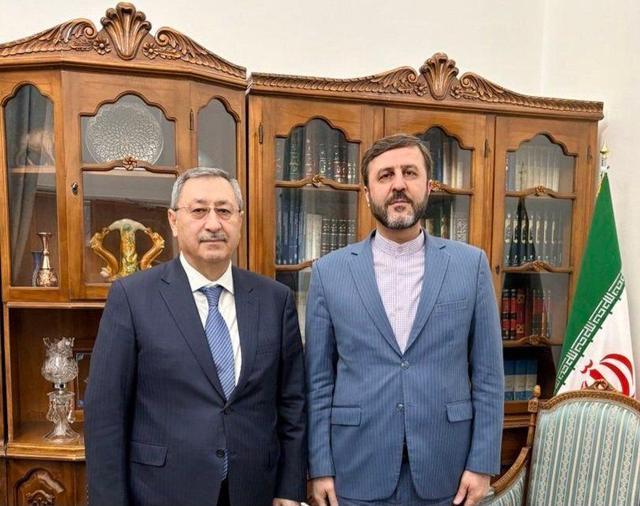تاکید ایران و آذربایجان بر رفع موانع توسعه مناسبات همه‌جانبه