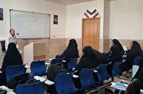 برگزاری کارگاه افتراق مفاهیم تمدن غرب و اسلام در مدرسه علمیه فاطمة الزهرا شیراز