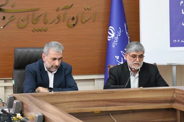 اهالی فرهنگ و هنر عرصه دین را به صورت محتوایی به موضوع فرهنگ ایثار بپردازند