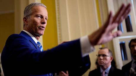 US pauses Russia sanctions push