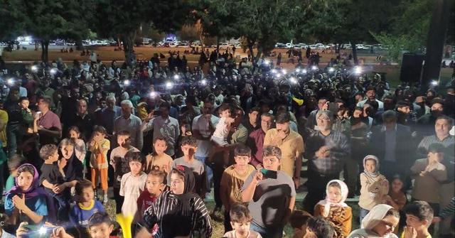 استقبال مردم گتوند از احمد امین‌زاده قهرمان جهانی پاراوزنه‌برداری