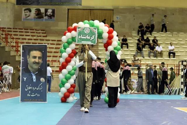 مسابقات المپیاد هندبال پسران کشور در کرمانشاه آغاز شد
