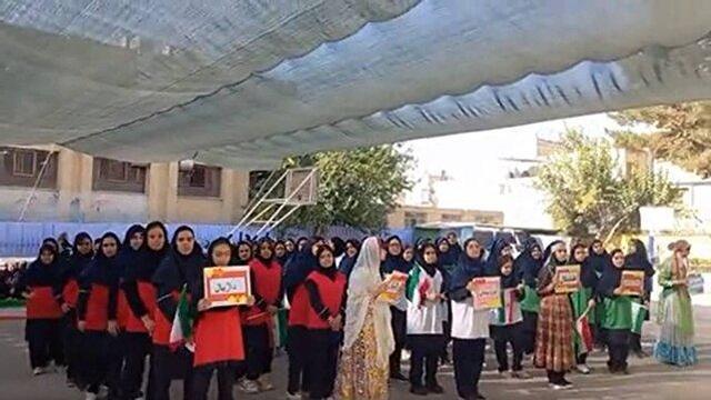برگزاری افتتاحیه المپیاد ورزشی درون‌مدرسه‌ای در دبیرستان دخترانه مولوی اصفهان + فیلم