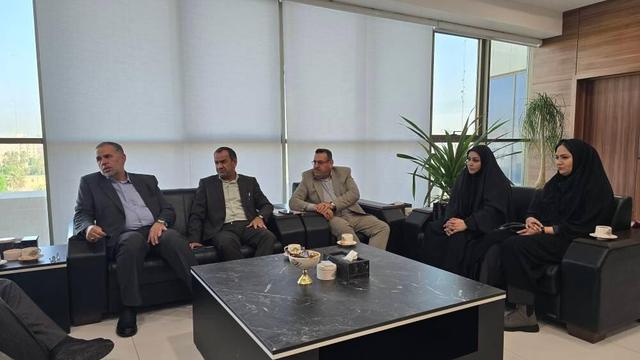 به همت نماینده اهواز؛ ۲۰۰ میلیارد اعتبار جدید برای شهر ویس اختصاص یافت/ دو زمین چمن مصنوعی برای مدارس کوی علوی ساخته می‌شود