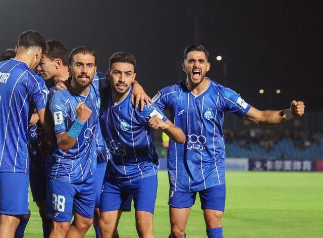 جان دوباره آبی‌ها با ستاره‌های خارجی؛ استقلال رنگ پیروزی در آسیا را دید