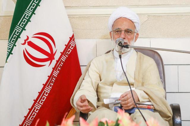 استان مرکزی؛ موتور محرک اقتصاد مقاومتی و پرچمدار توسعه صادرات غیرنفتی است
