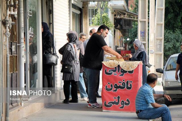 برنامه‌ای برای افزایش قیمت نان نداریم/ عرضه روزی بیش از ۱۶۰۰ تن مرغ در پایتخت