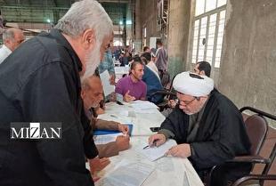 برگزاری میز خدمت هفتگی شورای حل اختلاف در مصلای نماز جمعه اهواز
