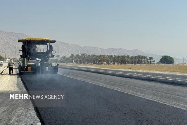 آغاز آسفالت راه روستایی بی بی زلیخایی- دژکوه با اعتبار ۲۲۰میلیارد ریال