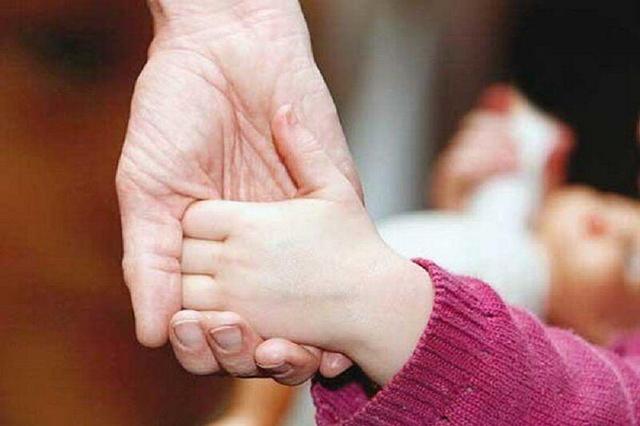 ۲۰۸ خانواده همدانی در نوبت فرزندخواندگی/ ۲۷ کودک صاحب خانواده شدند