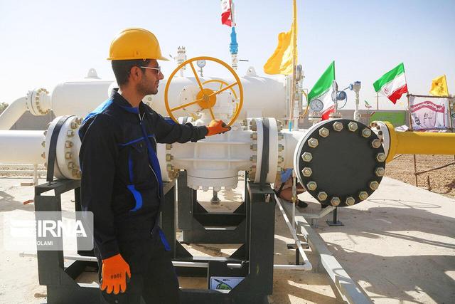 گازرسانی به ۲۳۴ واحد تولیدی شهرک صنعتی «طولا» قشم در ایستگاه پایانی