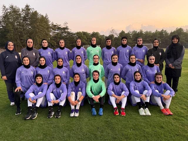 دختران فوتبال ایران قهرمان تورنمنت سه‌جانبه هند شدند