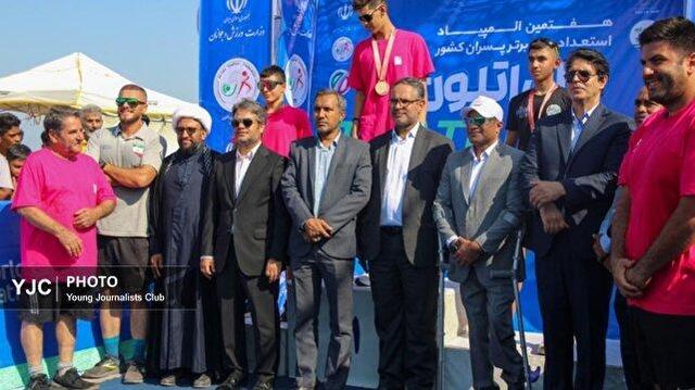 پایان هفتمین المپیاد ملی ترای‌اتلون پسران در جزیره رؤیایی هرمز