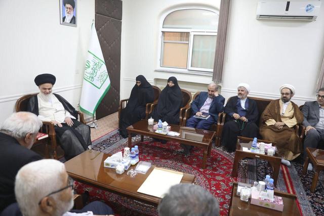ملت ایران با همه تفاوت‌ها پای کشور ایستاده‌اند