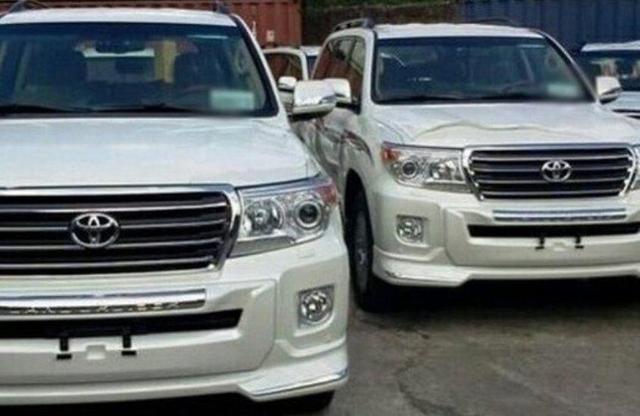 لندکروز و هیوندای قاچاق در توقیف پلیس هرمزگان