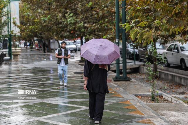 ارتفاعات تهران پایان هفته بارانی می‌شود