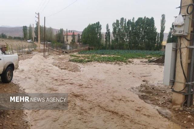 جاری شدن سیلاب در روستاهای اوقچی و گچی سو بخش مرکزی کلاله