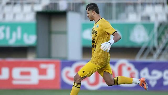 پرواز بلند محمد خلیفه؛ دروازه‌بان جوان آلومینیوم با ۵ کلین‌شیت پیاپی صدرنشین شد