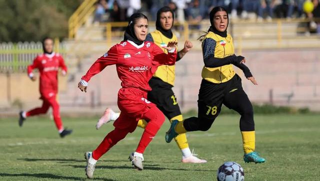 تثبیت صدرنشینی خاتون بم و پیروزی مدعیان؛ هفته ششم لیگ برتر فوتبال زنان پایان یافت