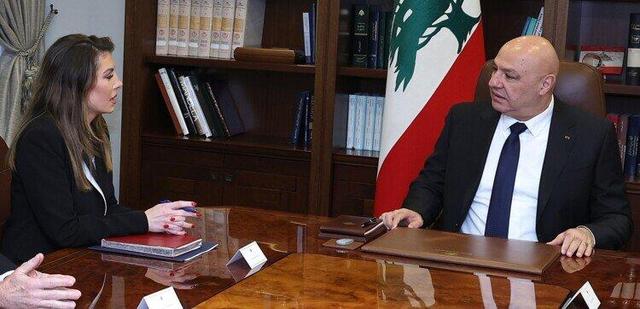 تأکید عون در دیدار مقام آمریکایی و مصری بر ضرورت توقف تجاوزات رژیم صهیونیستی