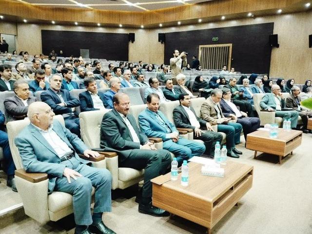 کلید پایداری سرزمین در هم‌افزایی دانشگاه، تحقیقات و مردم است