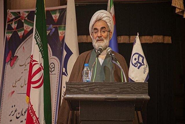 ملت ایران با تکیه بر ایمان و دانش در موضع قدرت قرار گرفته است