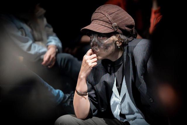 بهنام تشکر، صدف اسپهبدی و امیرمهدی ژوله در نمایش های پرفروش هفته اول آبان