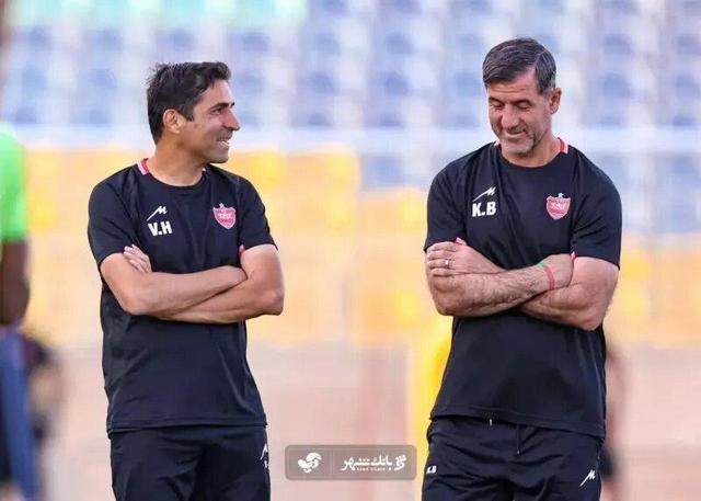 رقم دریافتی عجیب وحید هاشمیان از پرسپولیس | کل مبلغ را در یک چک گرفت