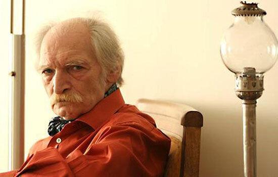 اهدای جایزه یک عمر فعالیت ادبی به خالق کلیدر