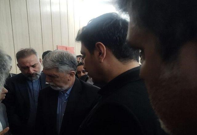 وزیر ارشاد از تالار فرهنگ سنندج بازدید کرد