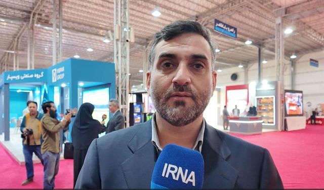 نمایشگاه توانمندی‌های صنایع همدان با حضور ۱۲۰ واحد تولیدی گشایش یافت