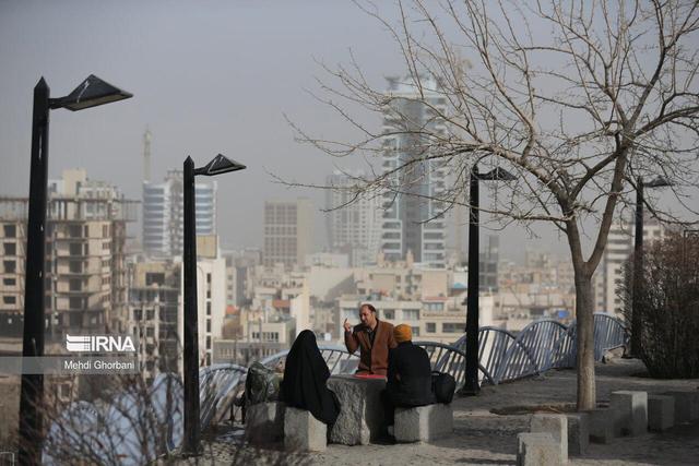 هشدار خودمراقبتی و ممنوعیت ورزشی در هوای آلوده برای مشهدی‌ها تمدید شد