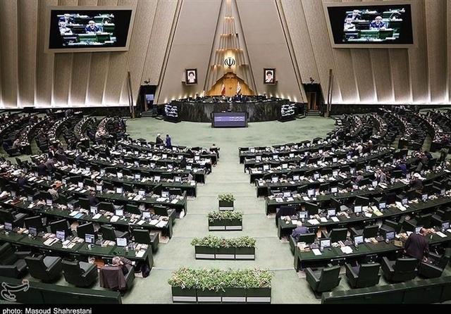 تعطیلی پنجشنبه‌ها مجددا به مجلس ارجاع شد