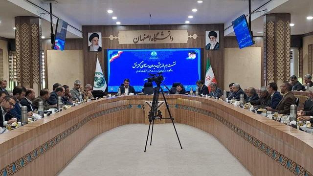 گزینش باید بر پایه کرامت انسانی، امانت‌داری و شایستگی محیط کار بازتعریف شود